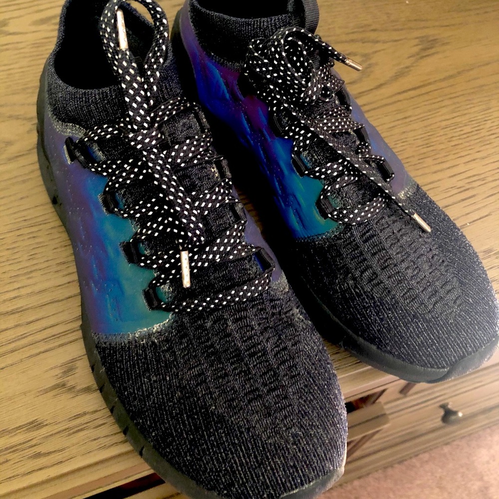 Mens  Under Armour tennis shoes